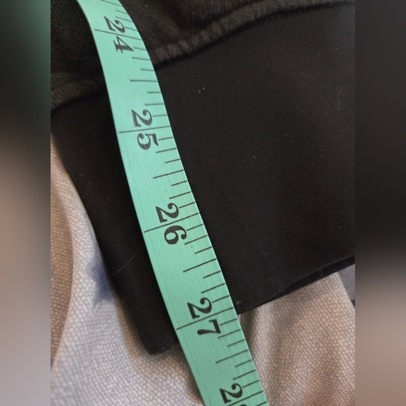 Lululemon | Get Going Joggers, Size 6 - Picture 13 of 13